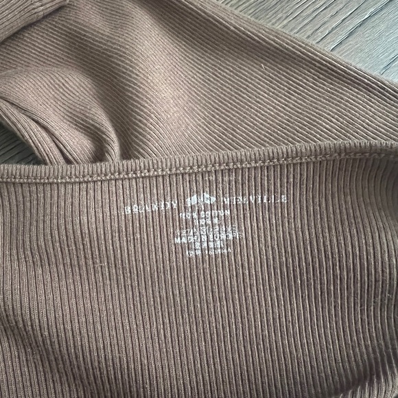 Brandy Melville Top - Picture 3 of 3